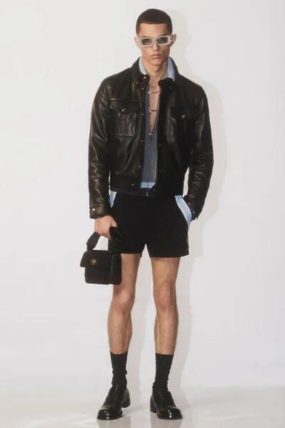 Look 10
